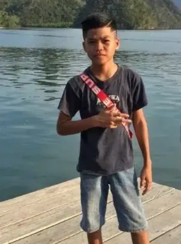 (VIDEO) Kebolehan Adik Dari Langkawi Ini Membuatkan Pelancong Arab Tergamam. Hebat Sungguh! 3 5cb01f1e51492